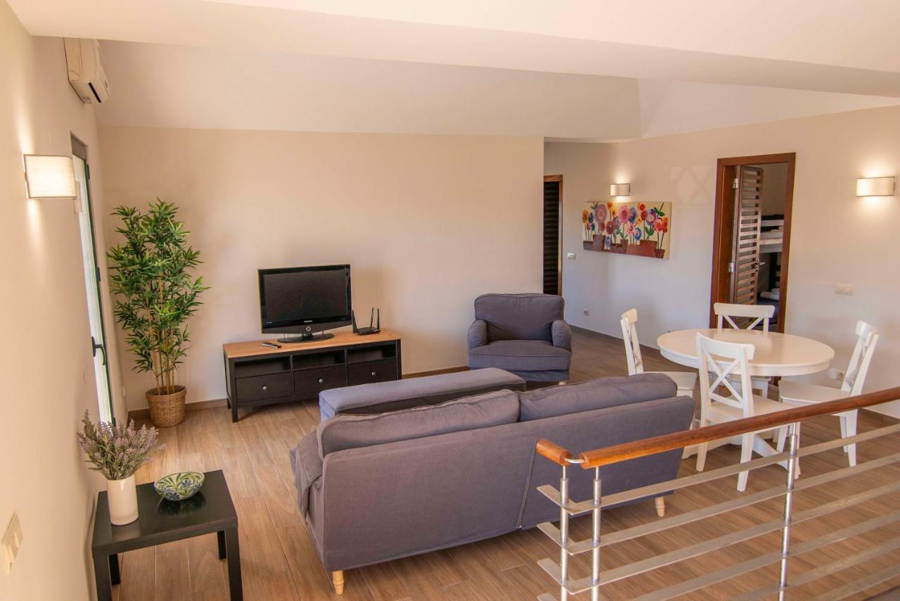 Holiday House In Elite Residential Area Of Фару Экстерьер фото